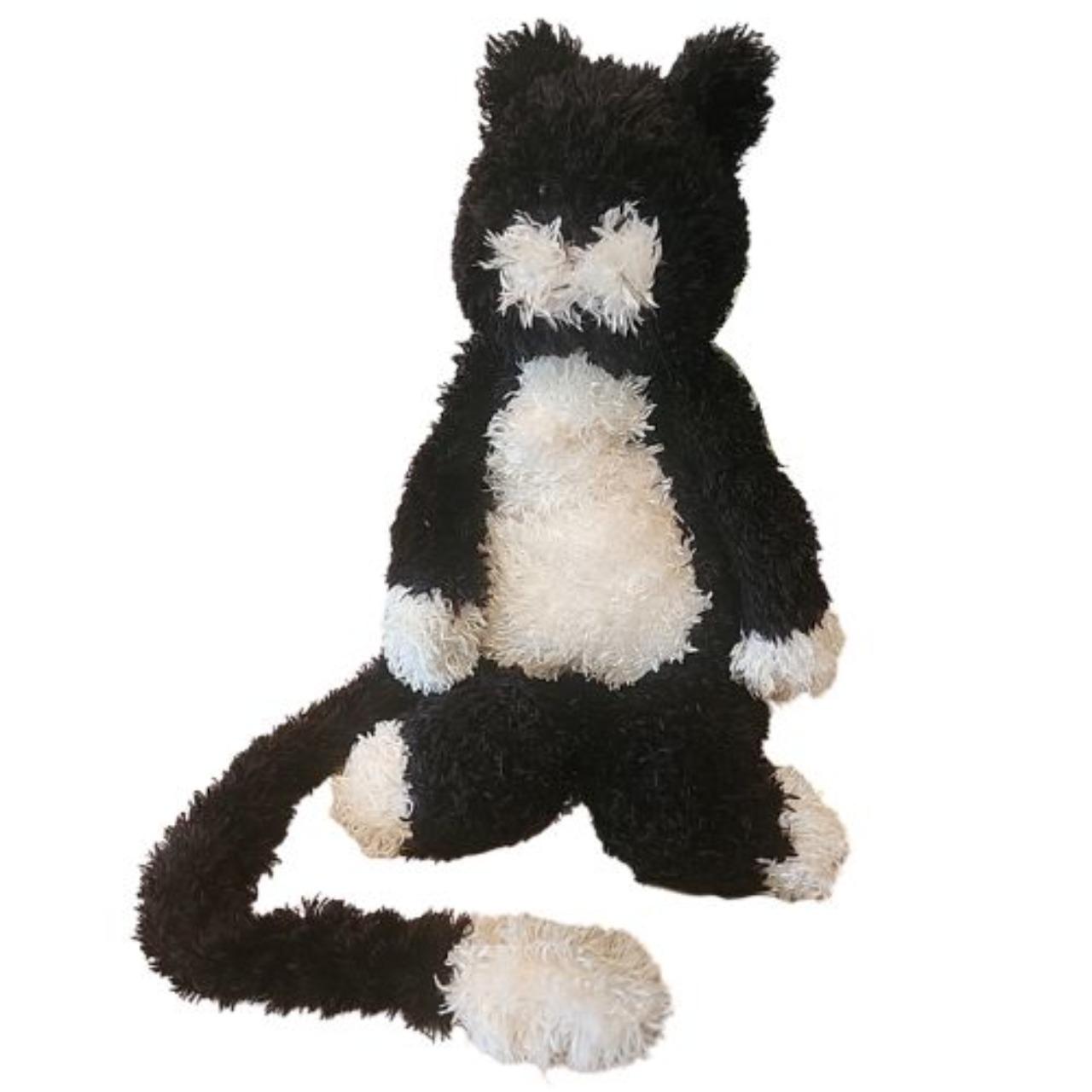 Image of Bunglie Tuxedo Cat variant 1